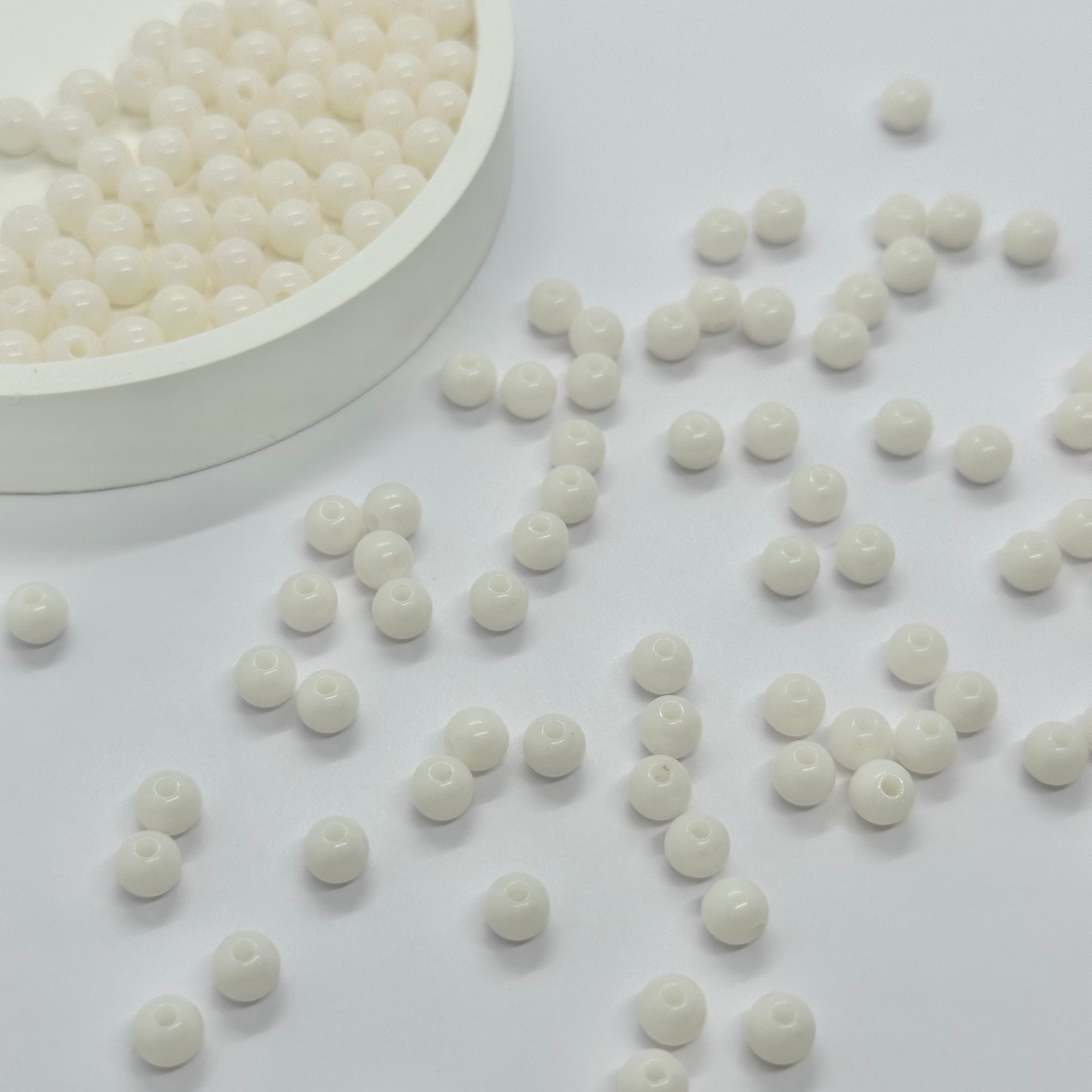 Acryl kralen: 6 mm pastelkleurige bal (transparant) Acryl kralen: 6 mm pastelkleurige bal (transparant)